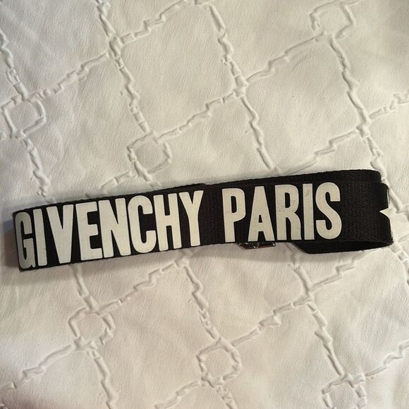 Authentic Givenchy Black Leather Top Handle Crossbody Mini Bag - Picture 12 of 17